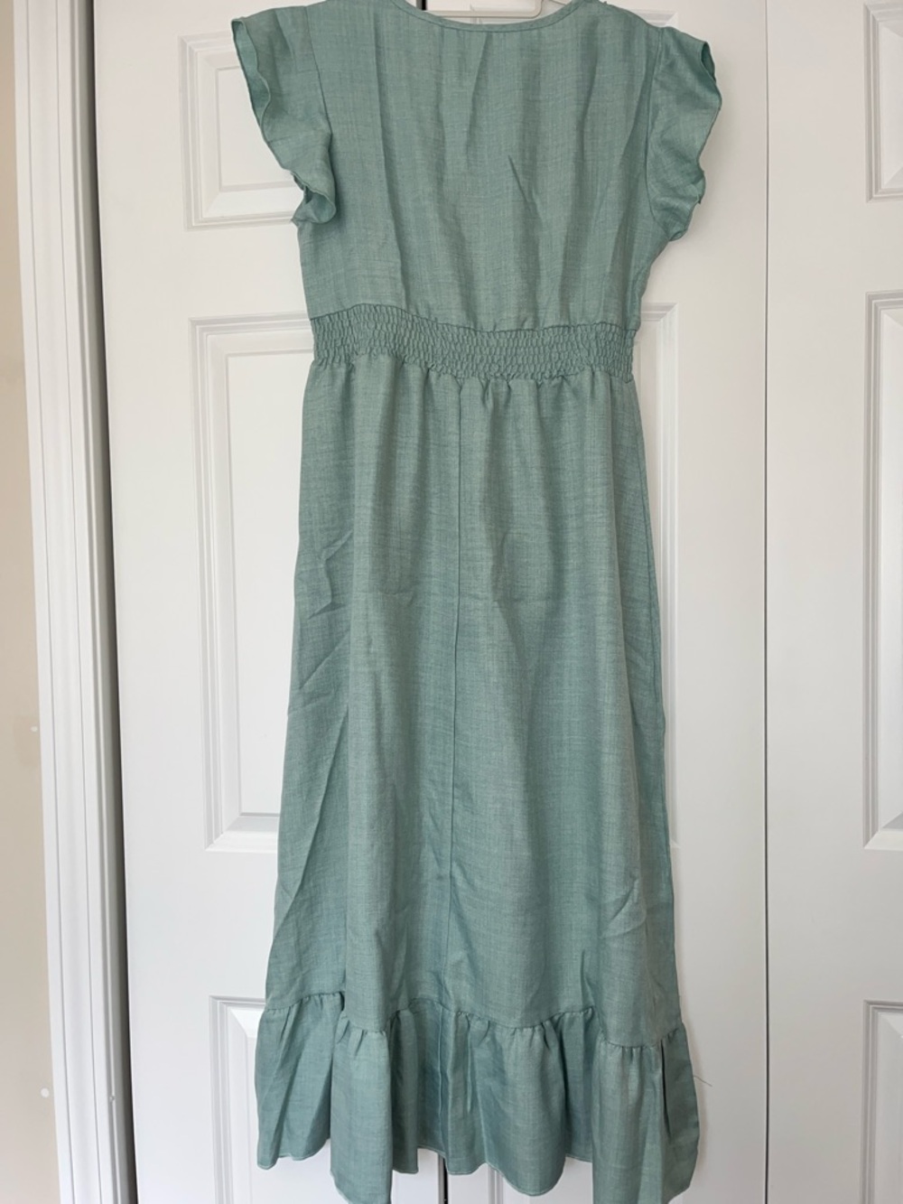 NWT. Emerald Green V-Neck Ruffle Hem Maxi Dress - Picture 6 of 6